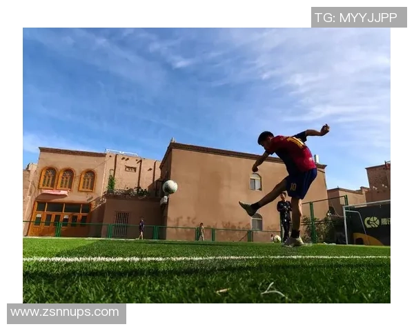 足球少年崛起之路:从街头球场到世界顶级舞台的荣耀之梦 足球少年崛起之路:从街头球场到世界顶级舞台的荣耀之梦