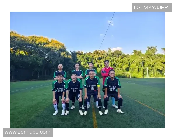 内江队核心球星闪耀绿茵引领球队奋勇拼搏追逐更高荣誉 内江队核心球星闪耀绿茵引领球队奋勇拼搏追逐更高荣誉